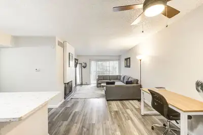 Image de Chic & Stylish 1-Bedroom Home with Ac, Wi-Fi, Free Parking & Pets Ok