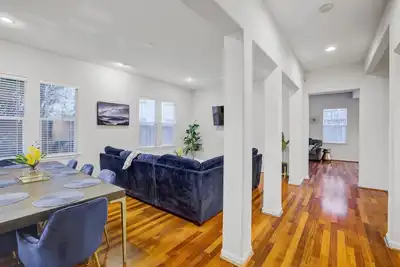 Image de 4bd/3ba Spacious Mare Island Home -> Billiards+Bbq