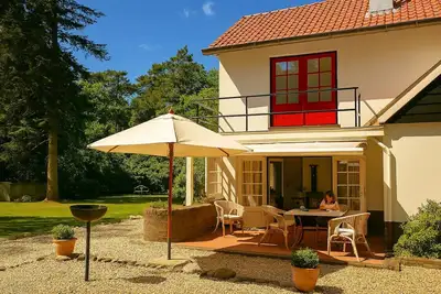 Image de Forest House the Badger Lodge