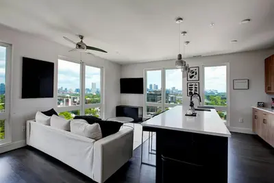 Image de Upscale Midtown Retreat, Free Parking & Close to Mercedes