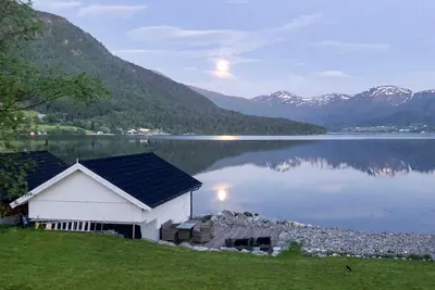 Image de Gorgeous home in Elnesvågen with WiFi