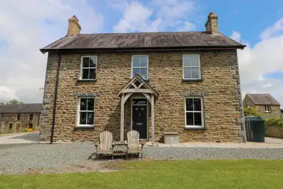 Image de The Sycamores, pet friendly, with open fire in Narberth