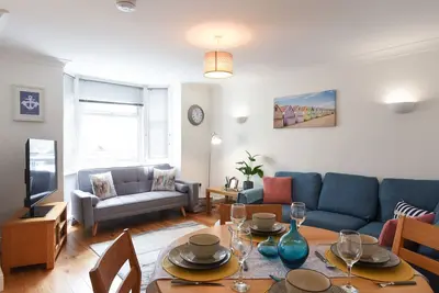 Image de ⭐Southsea Deck | Located in the heart of Southsea Close to local amenities! ⭐