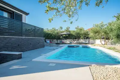 Image de Maison Laura (113121-K1) - Biograd