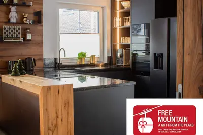 Image de Family apartment with private garden