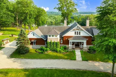 Image de Keenan Hollow Farm | 100+ Acres on River • Sleeps 18 • 5br/4. 5ba