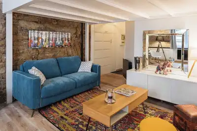 Image de Dify Bear & Co - Hôtel de Ville