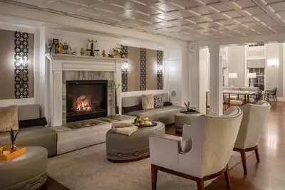 Image de Ultimate Comfort in 2 3br Units w/ Stunning Mountain Setting | Onsite Pool