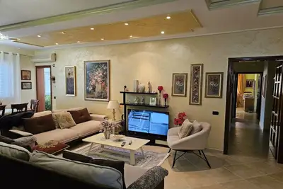 Image de Appartement près de Old Beach avec vue sur mer