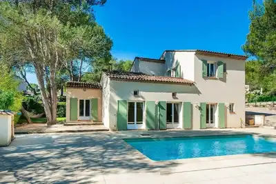 Image de Golf Pont Royal- Villa 4 Chambres avec piscine privée, idéale pour les familles!