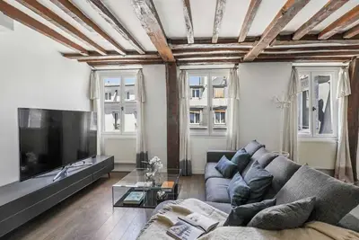 Image de Appartement 2 chambres chic près de Madeleine et des Champs-Élysées