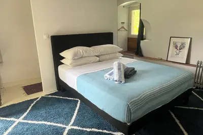 Image de Charmante chambre d'hote pour 4-6 personnes avec piscine et cuisine exterieure
