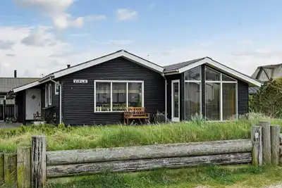 Image de Hs010 Henne - Hjelmevej 7