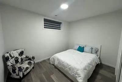 Image de Cozy Apartment Northwest Calgary