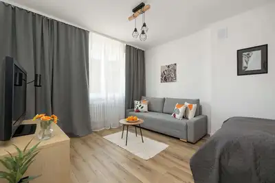 Image de Racławicka 15 | Modern Studio for 4 | Smart Tv