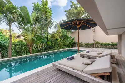Image de 4br Villa in Canggu with River and Jungle View