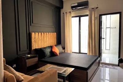 Image de Entire 2 Bedroom Suite 5