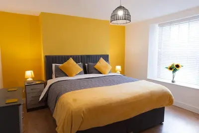 Image de Chic city flat with parking, near the waterfront