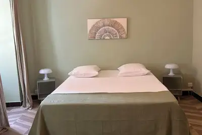 Image de 3 Chambres, Plage à pied. Famille et Soleil!