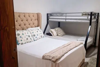 Image de Charming 2-bedroom house with Ac 10 mins walking away from the beach in Tela