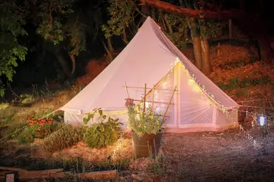 Image de Cannabis Farm Glamping Retreat: Near Willow Creek w/Farm Meals, Firepit & Kayaks