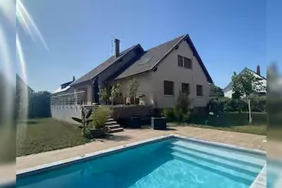 Image de Maison de ville avec piscine pour 6 personnes