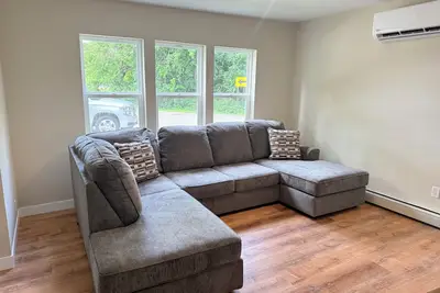 Image de Remodeled 4-bedroom Lake house with WiFi and Ac in Barrett, Mn Sleeps 12!