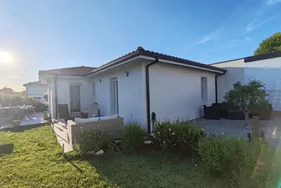 Image de Maison de vacances tout confort, proche des plages océanes, commodités à 1 km.