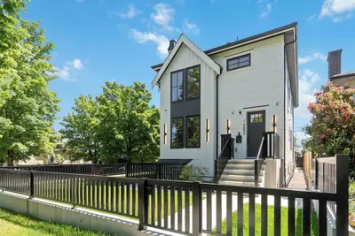 Image de Full Home | Modern Zen Retreat | 3 Br + 3 Ba