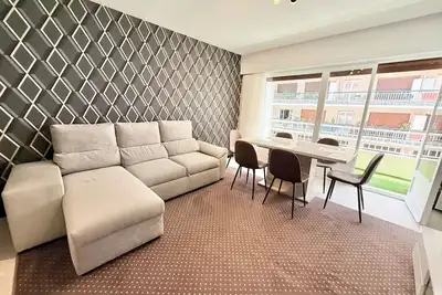 Image de Antibes hyper centre - 4 personnes - proximité commerces et des plages