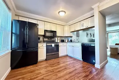 Image de Charming 2-bedroom townhome with WiFi, Ac in peaceful White Marsh