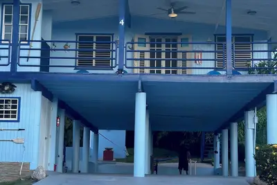 Image de Island Vibes – Beach Home w/ Pool, A/C & Handicap Lift Near Playa Villa La Mela