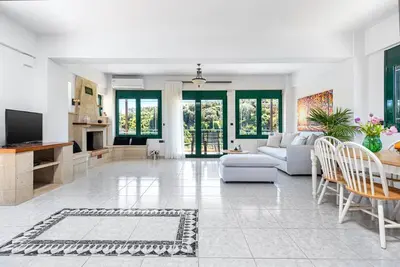 Image de Villa Giannari | Stalos