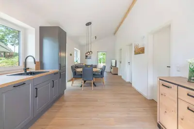 Image de Vacation home \"Huus Blaumees\" in Kating for up to 4 people