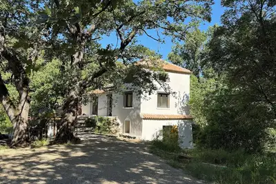 Image de Maison avec rivière privée