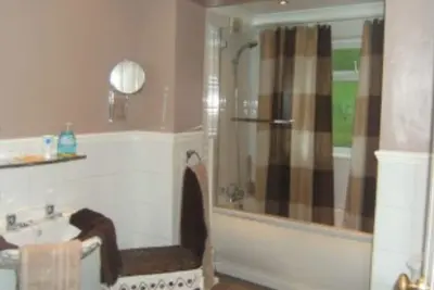 Image de 2 Bed house in Morriston - great base for exploring or work - sleeps upto 4