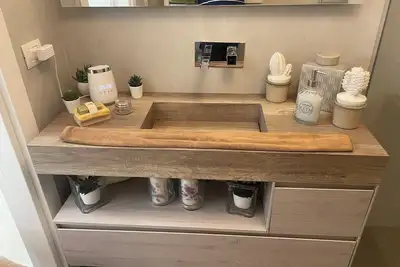 Image de A few km from beaches and the center of Monopoli, detached villa.