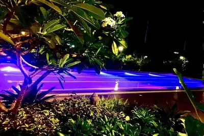 Image de lovely  3 bedroom condo with amenities