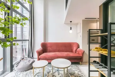 Image de Spacious 3-bedroom Loft  apartment with WiFi, Ac in heart of  Shanghai riverview