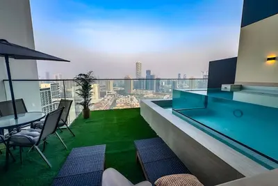 Image de Royal 2-Bedroom Apt with Private Pool in Dubai