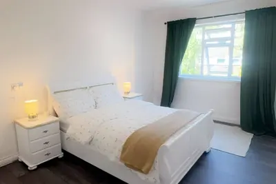 Image de Two bedrooms apartment Birmingham15 min from the town