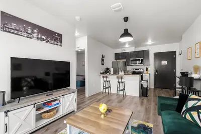 Image de One Bedroom apartment In Midtown W/ Balcony