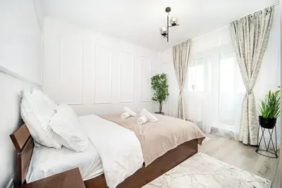 Image de Panoramic Top floor Apartment with Spectacular Views