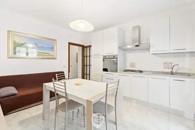 Image de House Lorraine - City & Sea Access