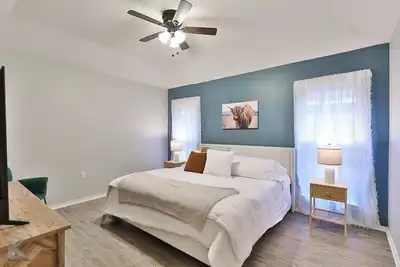 Image de Pool house 6 min to Acu/Airport