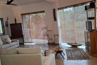 Image de 2 Bedroom ground floor riverside apartment