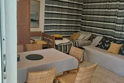 Image de Charming big terrace 1-bedroom apartment on island Vir, between the beaches