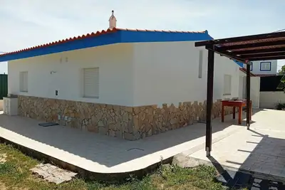 Image de Single-storey villa, sea view, Ac, Wifi, garden, barbecue, terraces, 2mn from beach