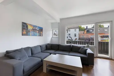 Image de Appartement 'Stay Baran-Essen city apartment xl' avec balcon et Wi-Fi