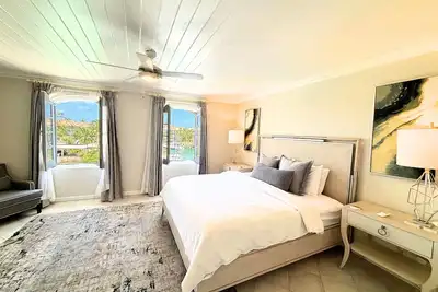 Image de 3 Bedroom Townhouse with Marina Views & Resort Access - No Resort Fee!